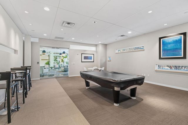 8161 33rd Avenue S 306, Bloomington, MN 55425