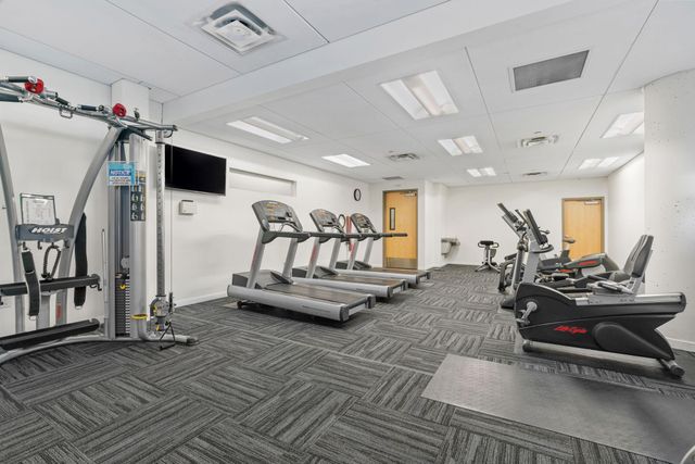 8161 33rd Avenue S 306, Bloomington, MN 55425