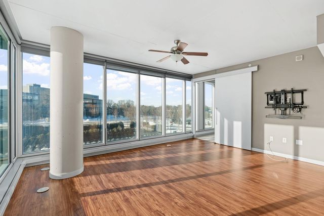 8161 33rd Avenue S 306, Bloomington, MN 55425