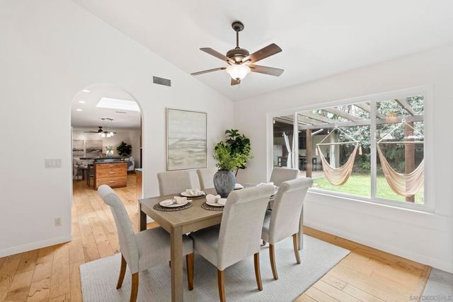 489 La Costa Ave, Encinitas, CA 92024