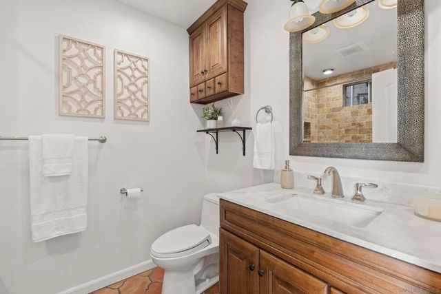 489 La Costa Ave, Encinitas, CA 92024