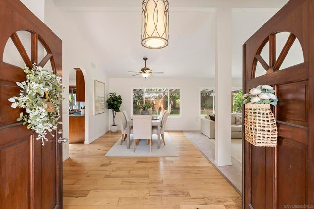 489 La Costa Ave, Encinitas, CA 92024
