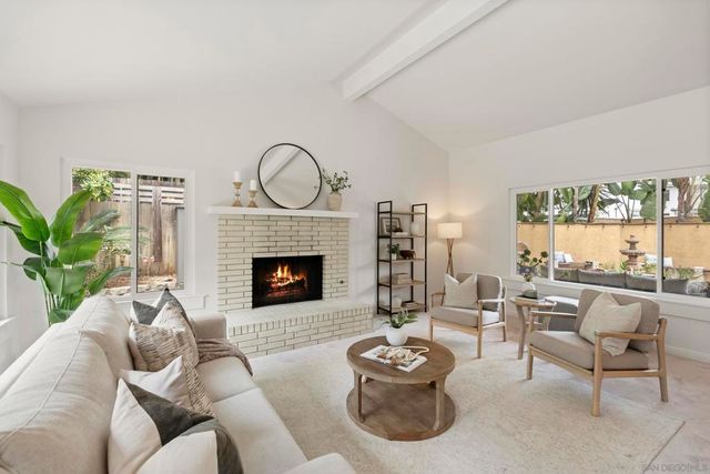 489 La Costa Ave, Encinitas, CA 92024