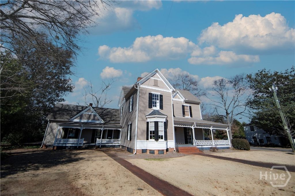 Image 1 of property listing at 524 Hill Street, Athens, GA 30601