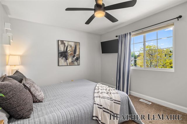 2070 Shiloh Point Drive, Grand Rapids, MI 49546