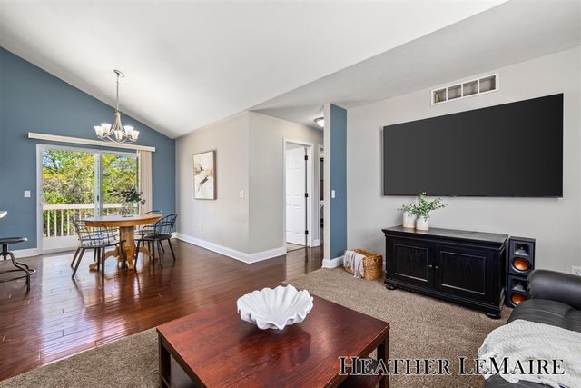 2070 Shiloh Point Drive, Grand Rapids, MI 49546