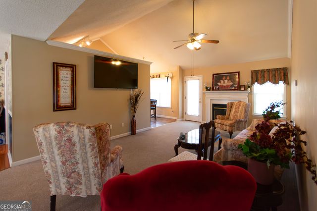 64 Wooddale Lane, Carrollton, GA 30117