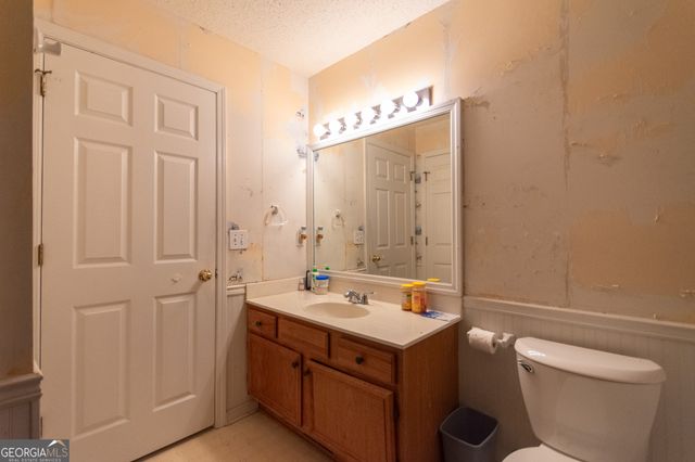 64 Wooddale Lane, Carrollton, GA 30117