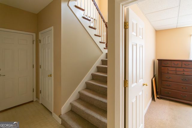 64 Wooddale Lane, Carrollton, GA 30117