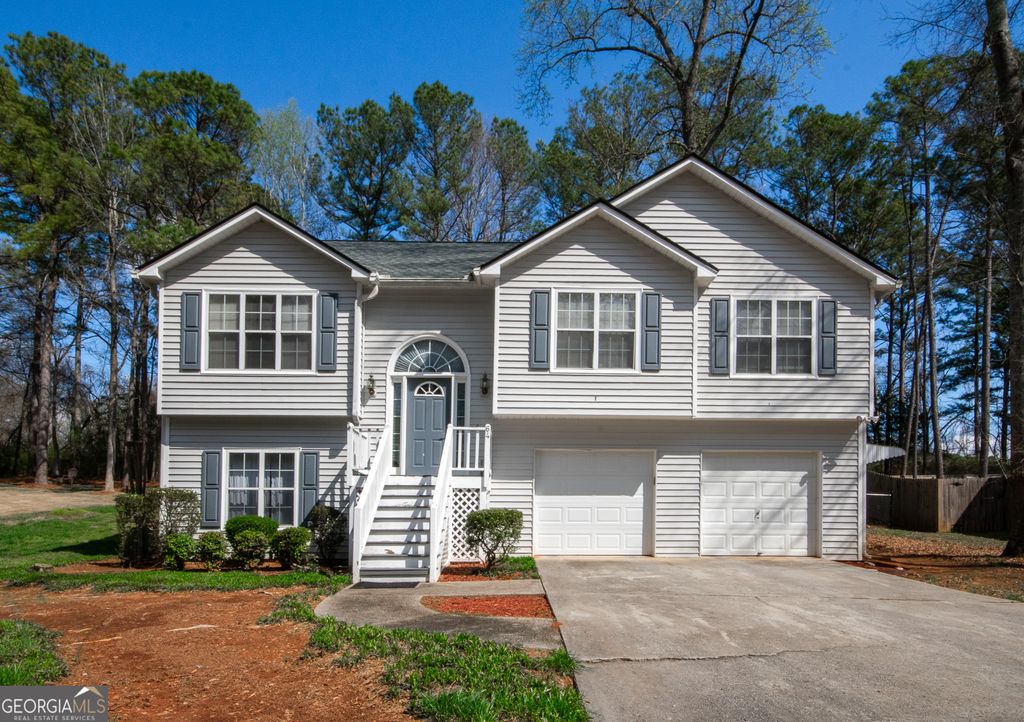 64 Wooddale Lane, Carrollton, GA 30117