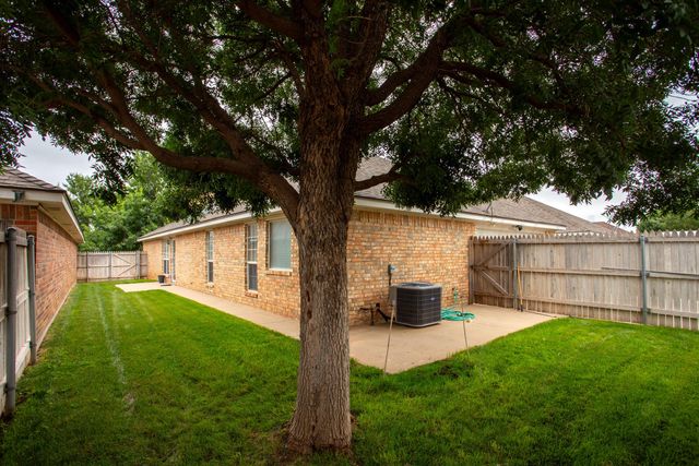 6206 OAKCREST Lane, Amarillo, TX 79109