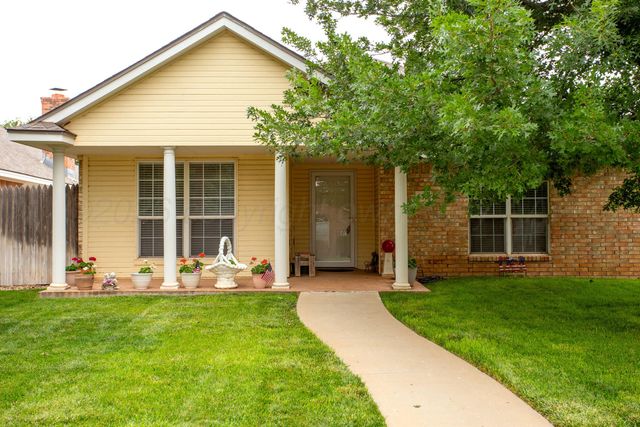 6206 OAKCREST Lane, Amarillo, TX 79109