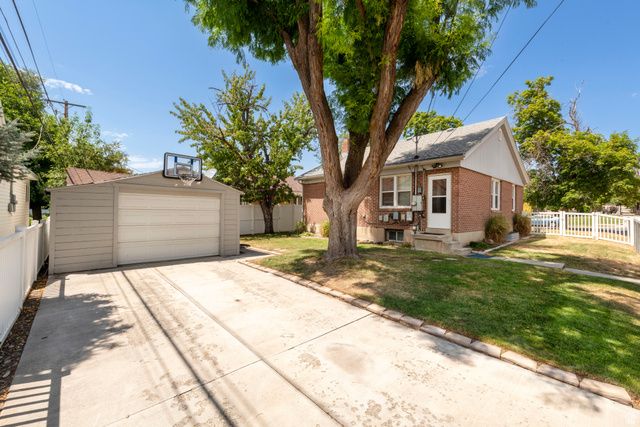 1684 E GARFIELD AVE, Salt Lake City, UT 84105