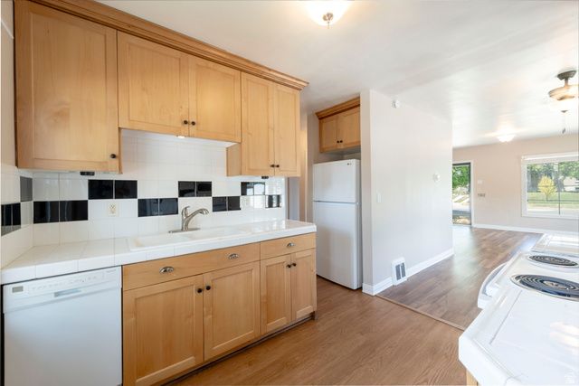 1684 E GARFIELD AVE, Salt Lake City, UT 84105