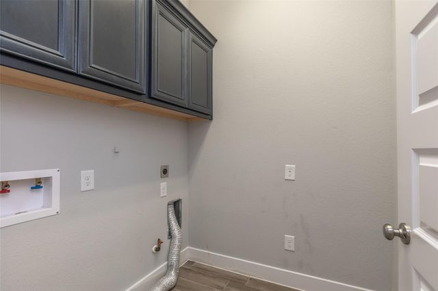 18506 Gunda Heights Drive, Cypress, TX 77433