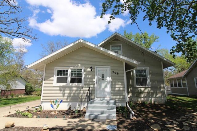 708 17th Avenue, Eldora, IA 50627