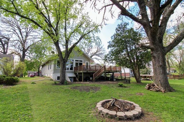 708 17th Avenue, Eldora, IA 50627