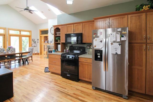 708 17th Avenue, Eldora, IA 50627