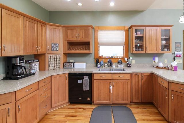 708 17th Avenue, Eldora, IA 50627