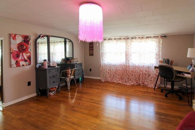 708 17th Avenue, Eldora, IA 50627