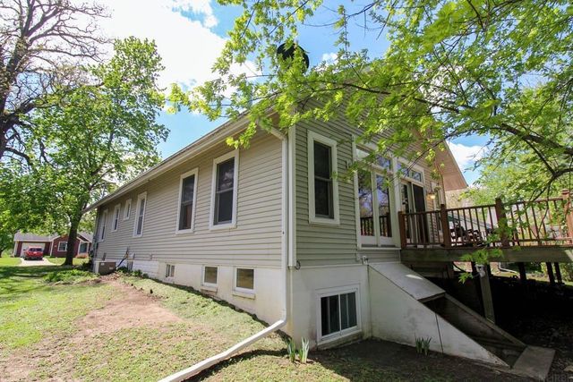 708 17th Avenue, Eldora, IA 50627
