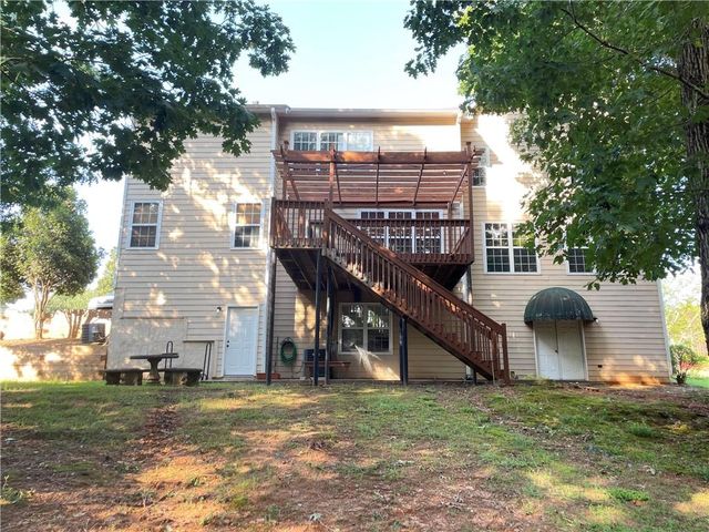 4010 Magnolia Leaf Lane, Suwanee, GA 30024