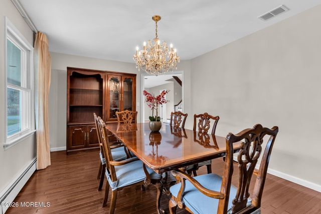 124 Taylors Mills Road, Manalapan, NJ 07726