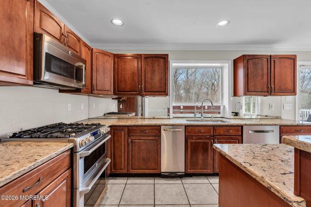 124 Taylors Mills Road, Manalapan, NJ 07726