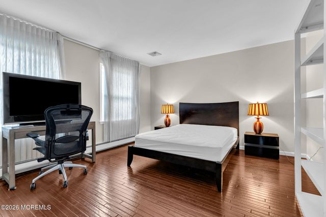 124 Taylors Mills Road, Manalapan, NJ 07726