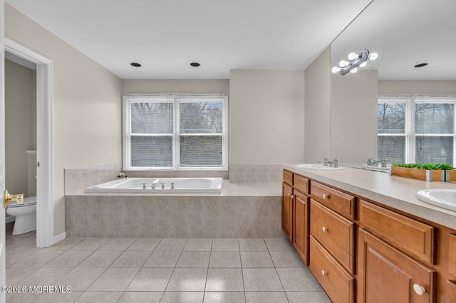 124 Taylors Mills Road, Manalapan, NJ 07726