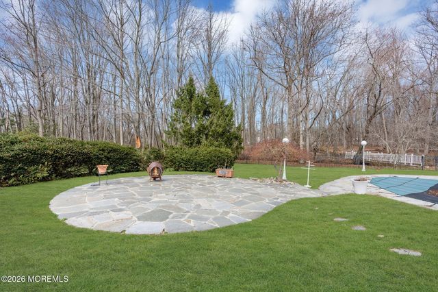 124 Taylors Mills Road, Manalapan, NJ 07726