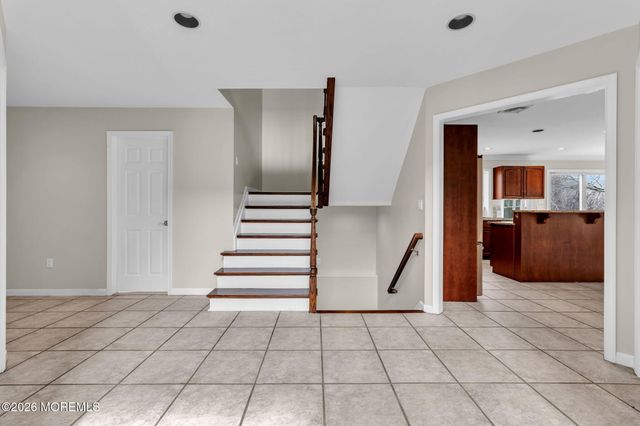 124 Taylors Mills Road, Manalapan, NJ 07726