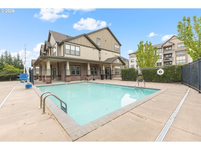 17137 Sw APPLEDALE Rd 304, Beaverton, OR 97007
