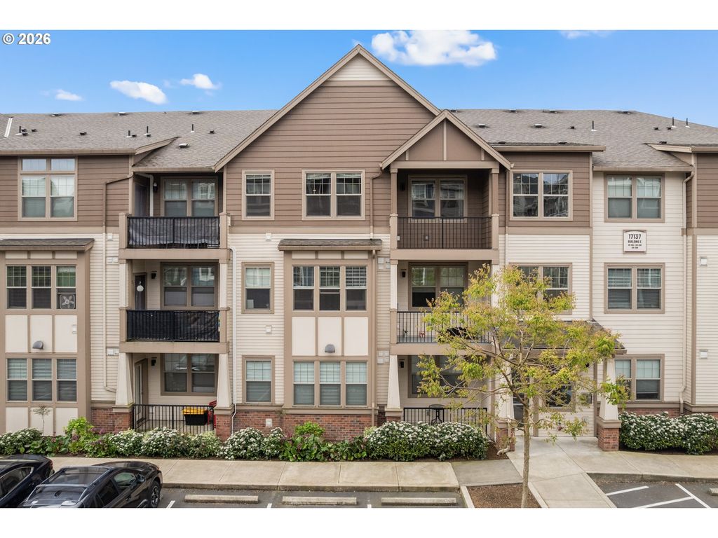 17137 Sw APPLEDALE Rd 304, Beaverton, OR 97007