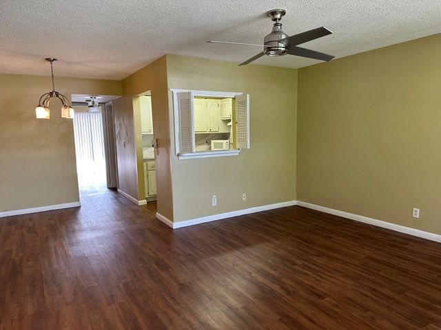 147 Kent I, West Palm Beach, FL 33417