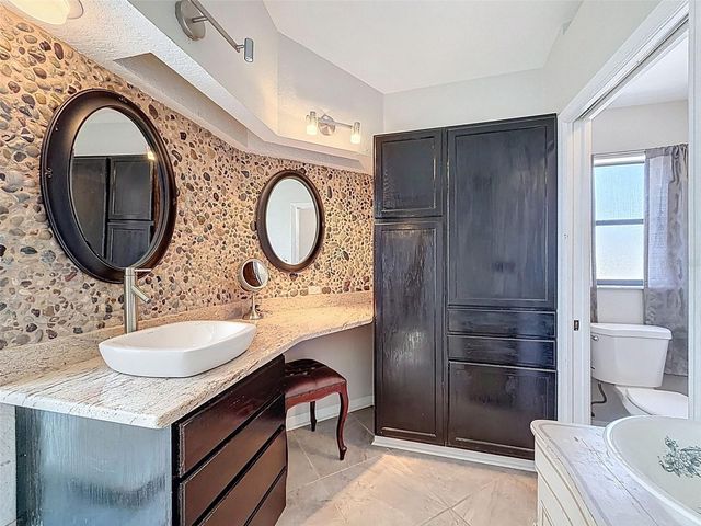 12923 OAK NUT STREET, Hudson, FL 34667