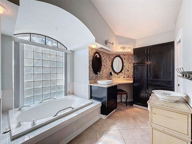 12923 OAK NUT STREET, Hudson, FL 34667