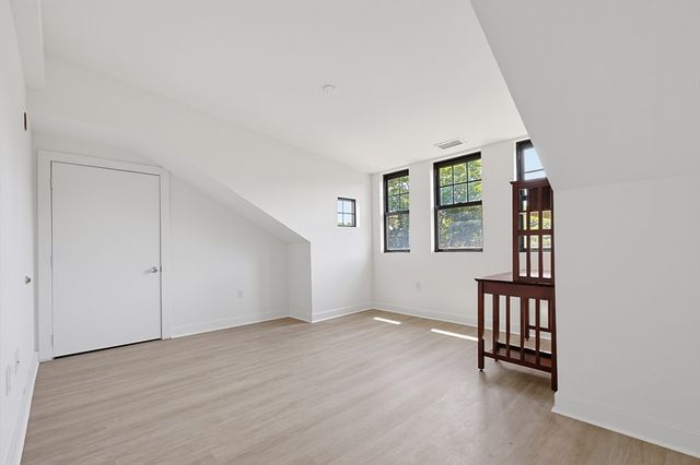 72 Ashland St 408, Malden, MA 02148