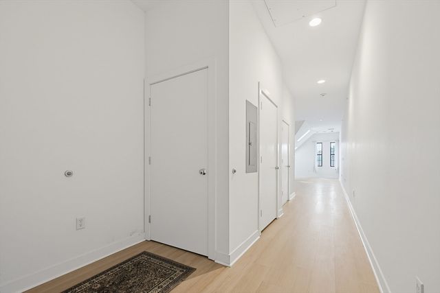 72 Ashland St 408, Malden, MA 02148