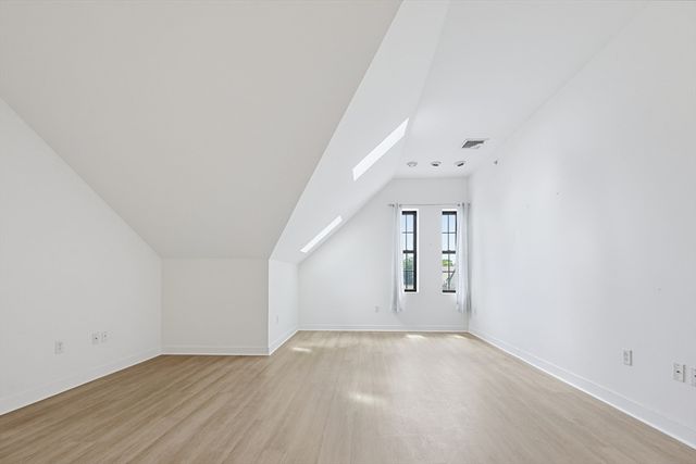 72 Ashland St 408, Malden, MA 02148