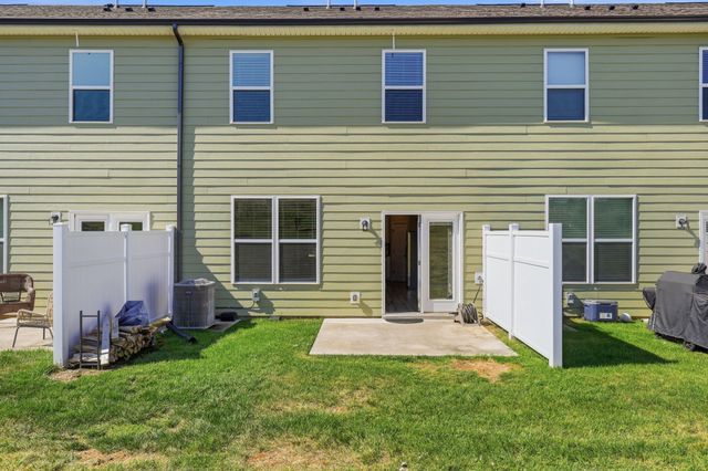 139 Fister Dr, Lebanon, TN 37090