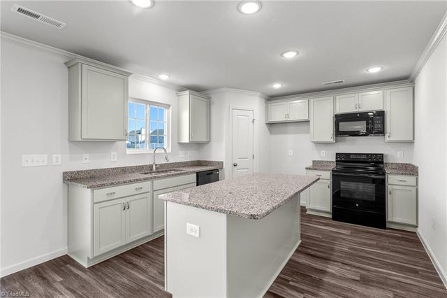 8 Torbay Court, Mcleansville, NC 27301