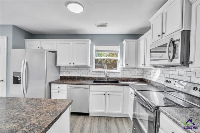 103 Steeple Court, Perry, GA 31069