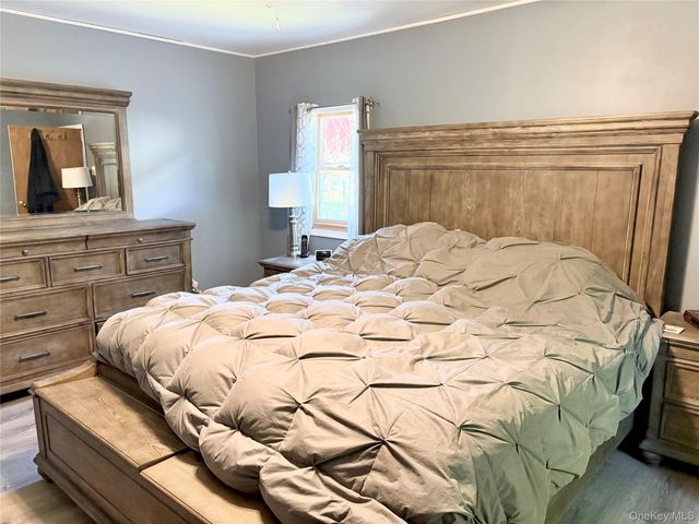 42 Waterstone Road, Greenwood Lake, NY 10925