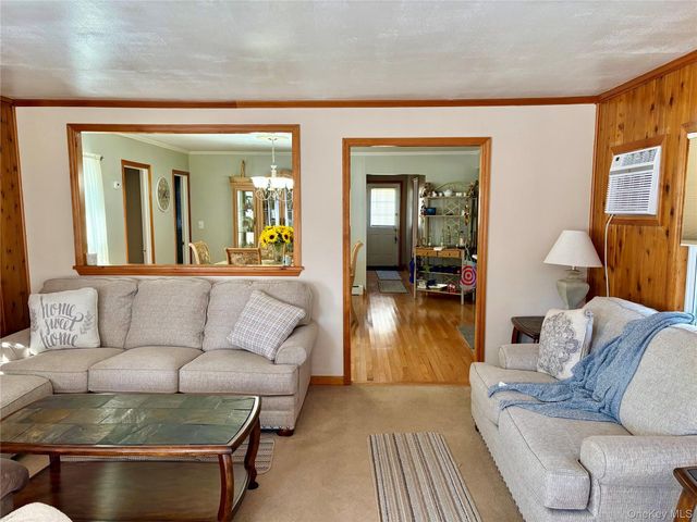 42 Waterstone Road, Greenwood Lake, NY 10925