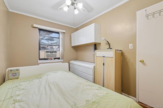 74-22 220th Lower, Oakland Gardens, NY 11364