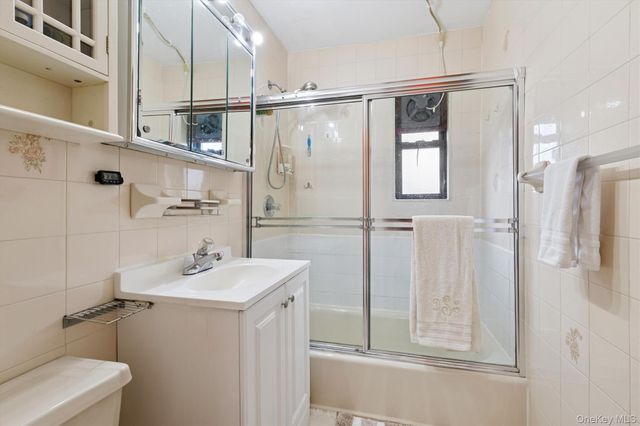 74-22 220th Lower, Oakland Gardens, NY 11364