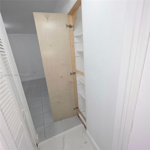 19771 SW 114th Ave 129, Miami, FL 33157