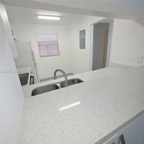 19771 SW 114th Ave 129, Miami, FL 33157