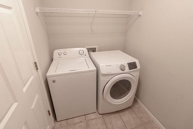 1871 W FIELD ST, Columbia, MO 65203